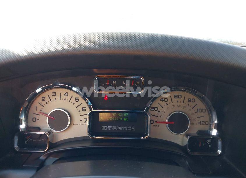 Photo 7 of 2014 Ford Expedition LIMITED (VIN 1FMJU2A52EEF51941)