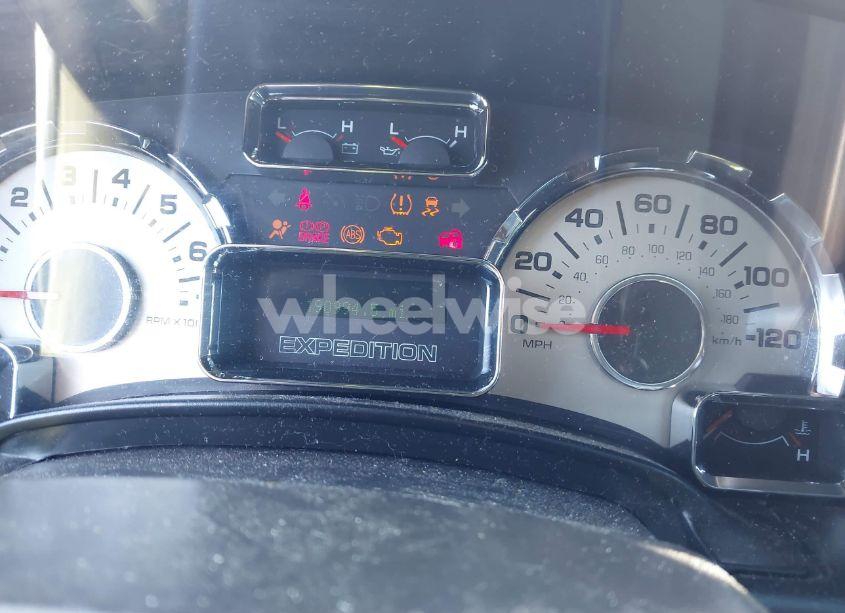 Photo 7 of 2011 Ford Expedition LIMITED (VIN 1FMJU2A53BEF19527)