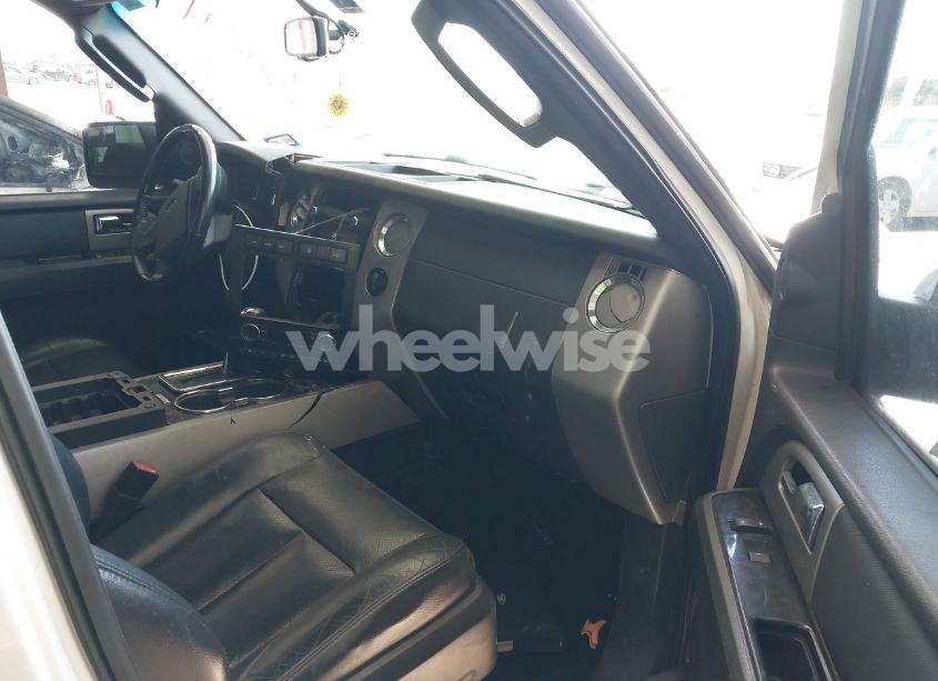 Photo 5 of 2012 Ford Expedition LIMITED (VIN 1FMJU2A53CEF08447)