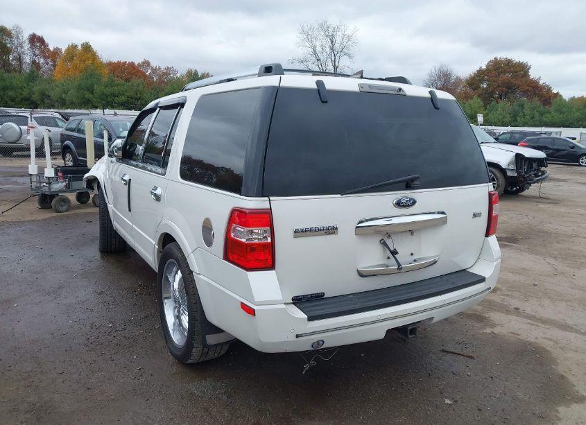 Photo 3 of 2012 Ford Expedition LIMITED (VIN 1FMJU2A53CEF57700)