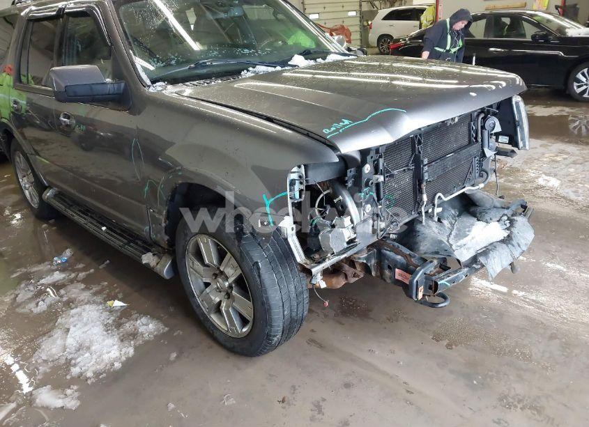 Photo 18 of 2010 Ford Expedition LIMITED (VIN 1FMJU2A54AEB65614)