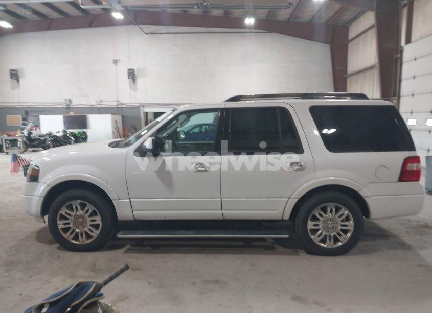 Photo 14 of 2011 Ford Expedition LIMITED (VIN 1FMJU2A54BEF43951)