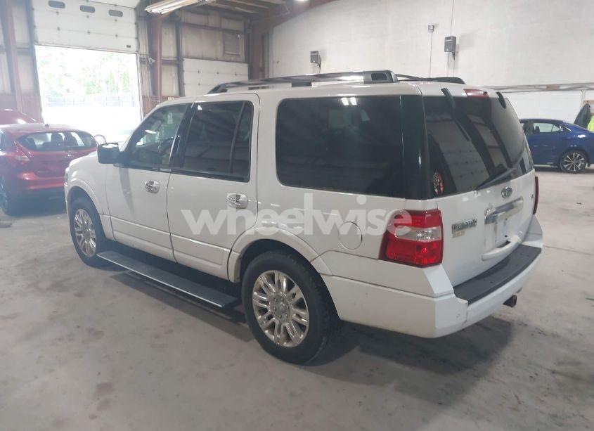 Photo 3 of 2011 Ford Expedition LIMITED (VIN 1FMJU2A54BEF43951)