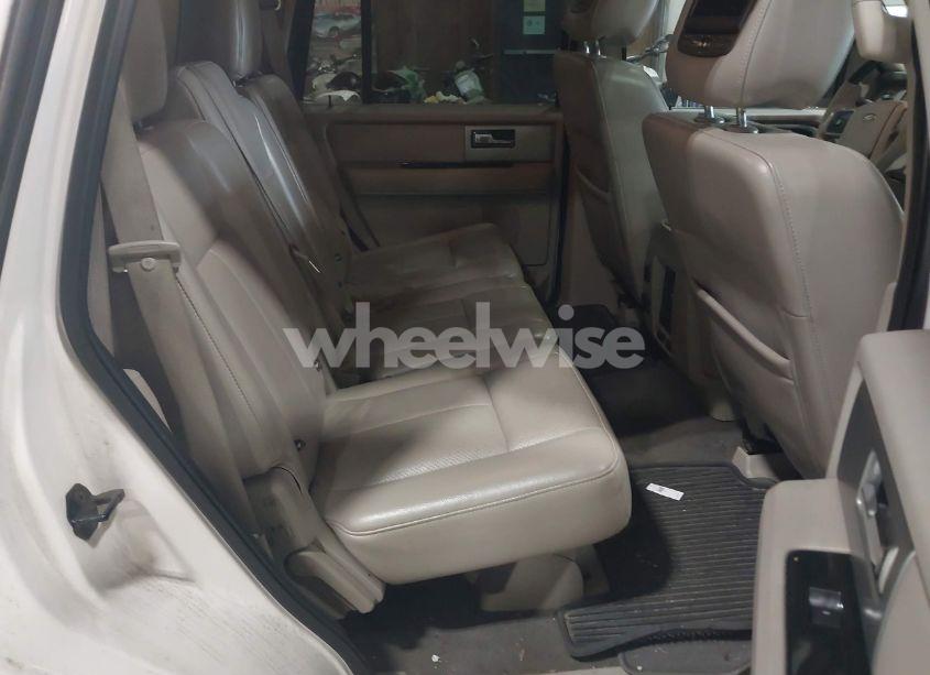 Photo 8 of 2011 Ford Expedition LIMITED (VIN 1FMJU2A54BEF43951)