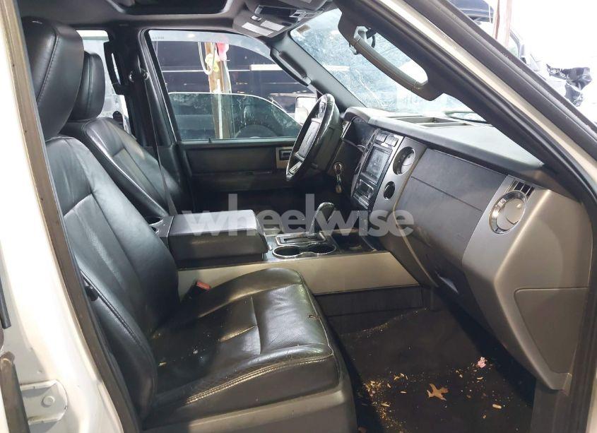 Photo 5 of 2012 Ford Expedition LIMITED (VIN 1FMJU2A54CEF36290)