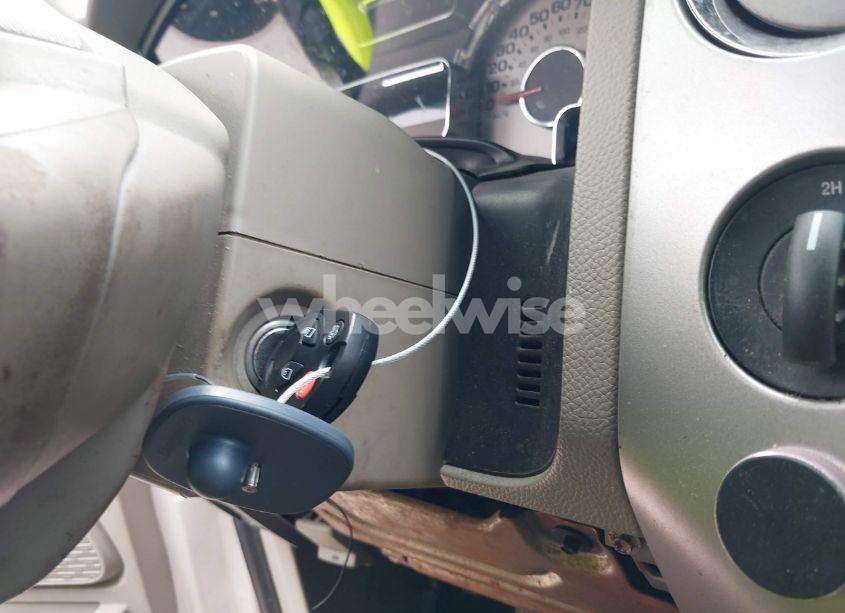 Photo 11 of 2010 Ford Expedition LIMITED (VIN 1FMJU2A55AEB44514)