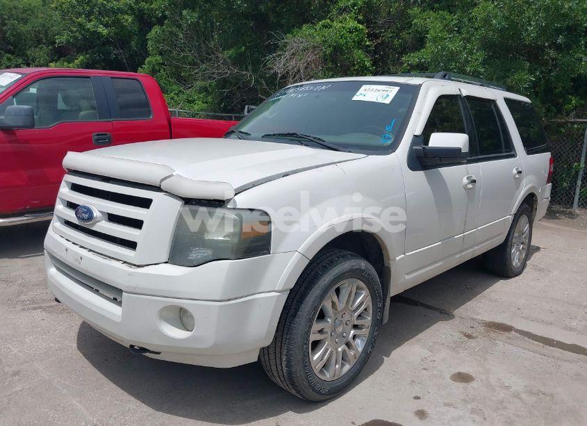 Photo 2 of 2010 Ford Expedition LIMITED (VIN 1FMJU2A55AEB44514)