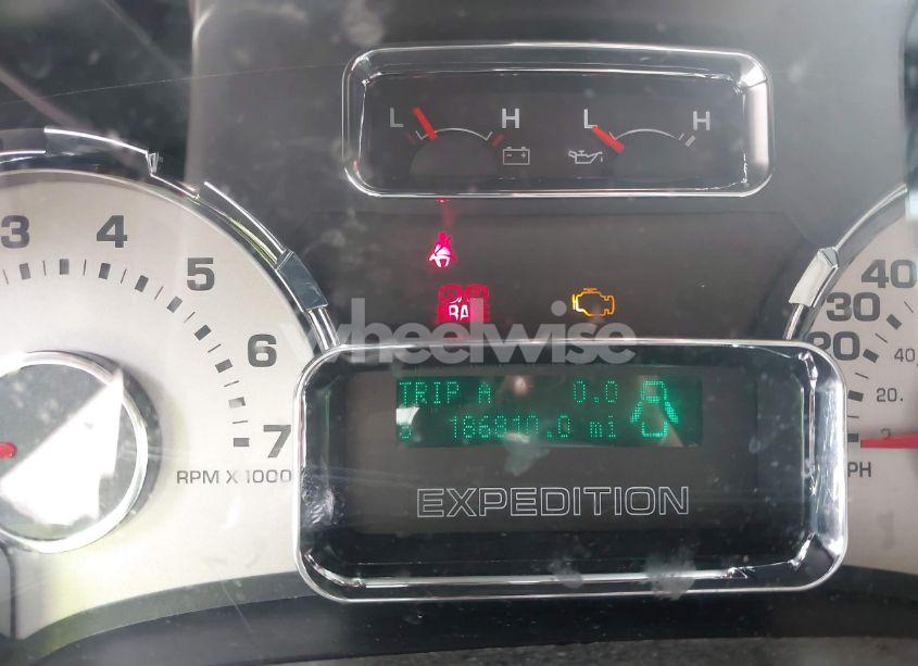 Photo 7 of 2010 Ford Expedition LIMITED (VIN 1FMJU2A55AEB44514)