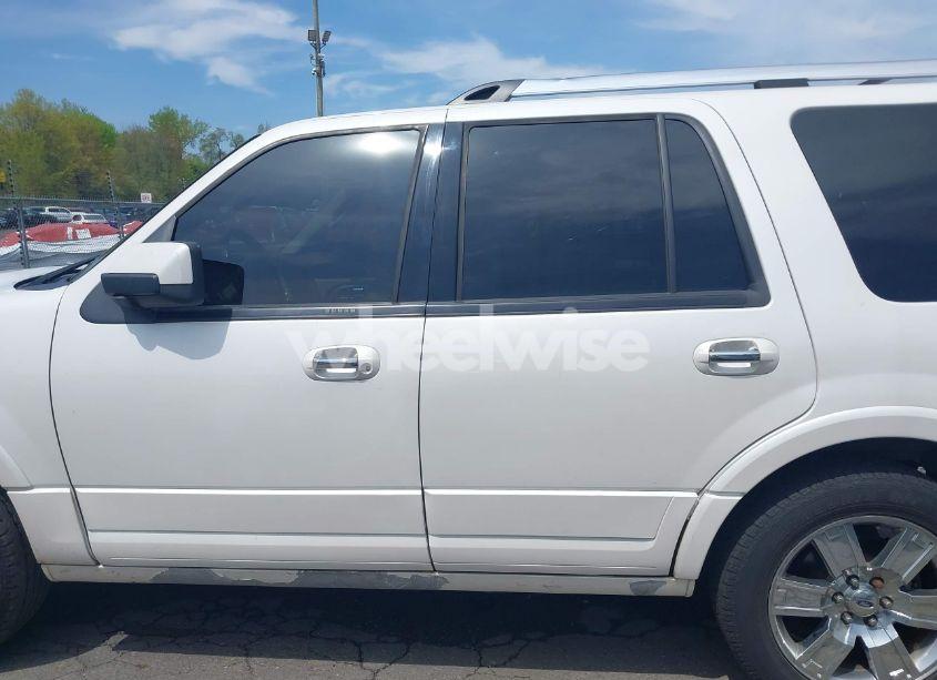 Photo 14 of 2010 Ford Expedition LIMITED (VIN 1FMJU2A55AEB64245)