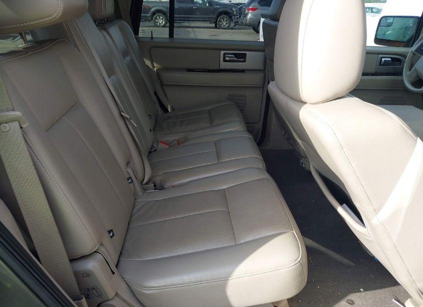 Photo 8 of 2013 Ford Expedition LIMITED (VIN 1FMJU2A55DEF53391)