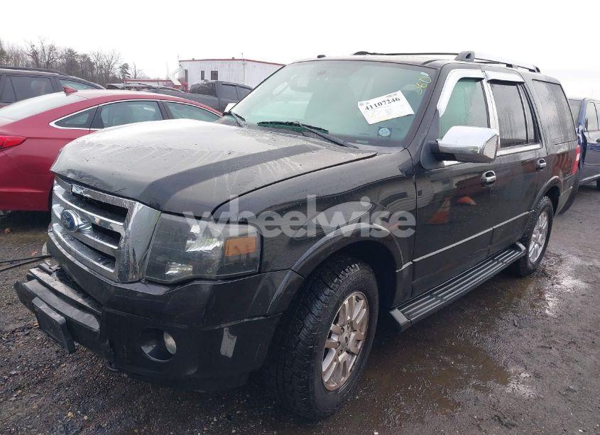 Photo 2 of 2013 Ford Expedition LIMITED (VIN 1FMJU2A55DEF57084)