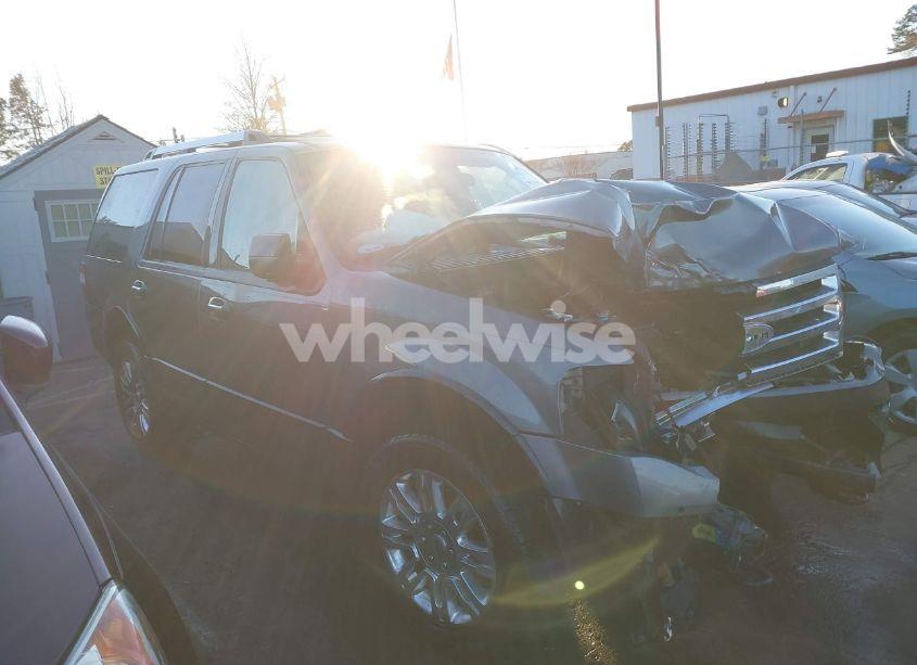 Photo 13 of 2013 Ford Expedition LIMITED (VIN 1FMJU2A55DEF69087)