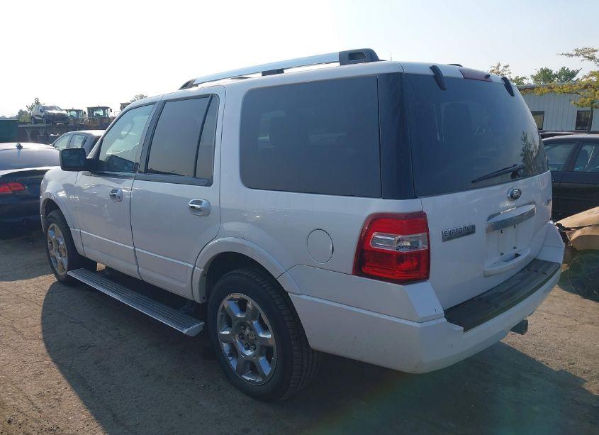 Photo 3 of 2013 Ford Expedition LIMITED (VIN 1FMJU2A56DEF63492)