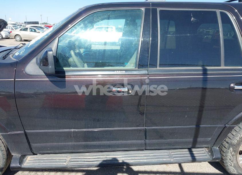 Photo 14 of 2013 Ford Expedition LIMITED (VIN 1FMJU2A58DEF01933)