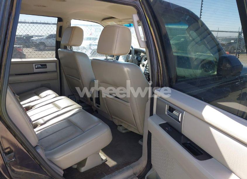 Photo 8 of 2013 Ford Expedition LIMITED (VIN 1FMJU2A58DEF01933)