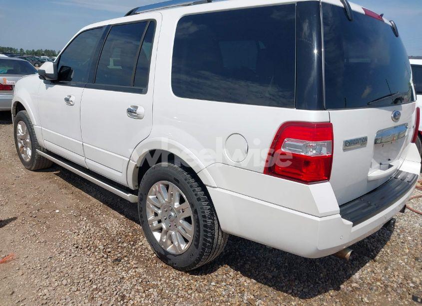 Photo 3 of 2013 Ford Expedition LIMITED (VIN 1FMJU2A58DEF31370)