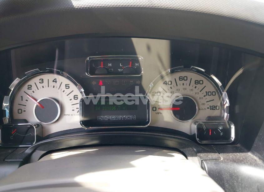 Photo 7 of 2013 Ford Expedition LIMITED (VIN 1FMJU2A58DEF31370)