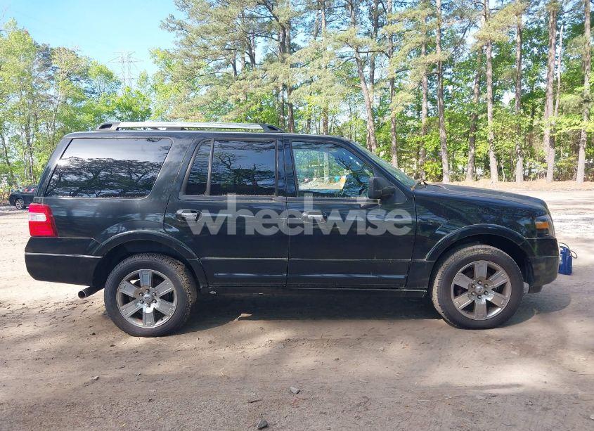 Photo 13 of 2010 Ford Expedition LIMITED (VIN 1FMJU2A59AEB52440)