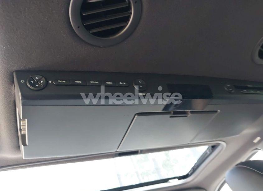 Photo 17 of 2010 Ford Expedition LIMITED (VIN 1FMJU2A59AEB52440)