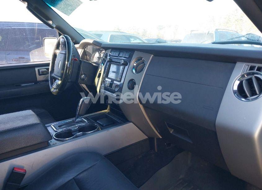 Photo 5 of 2011 Ford Expedition LIMITED (VIN 1FMJU2A59BEF25378)