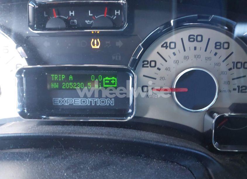 Photo 7 of 2011 Ford Expedition LIMITED (VIN 1FMJU2A59BEF25378)