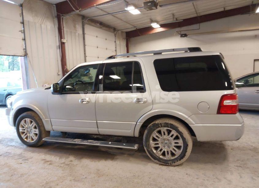 Photo 14 of 2013 Ford Expedition LIMITED (VIN 1FMJU2A59DEF02427)