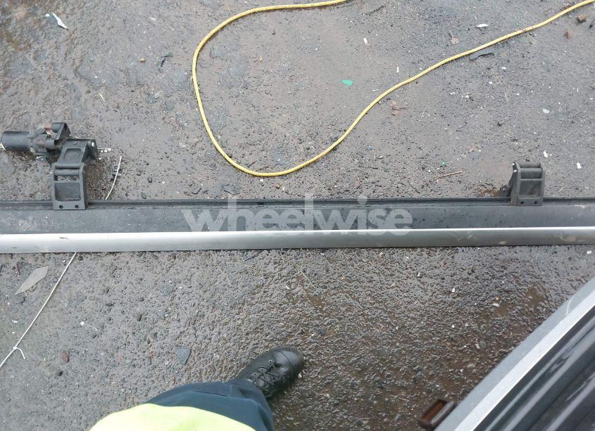 Photo 12 of 2010 Ford Expedition LIMITED (VIN 1FMJU2A5XAEB71496)