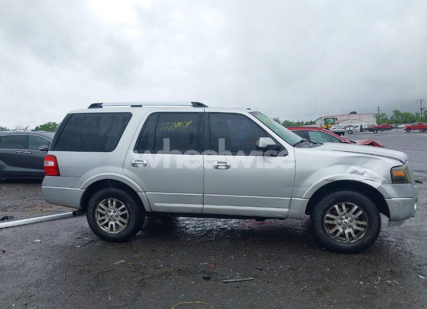 Photo 14 of 2010 Ford Expedition LIMITED (VIN 1FMJU2A5XAEB71496)