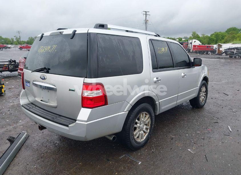 Photo 4 of 2010 Ford Expedition LIMITED (VIN 1FMJU2A5XAEB71496)