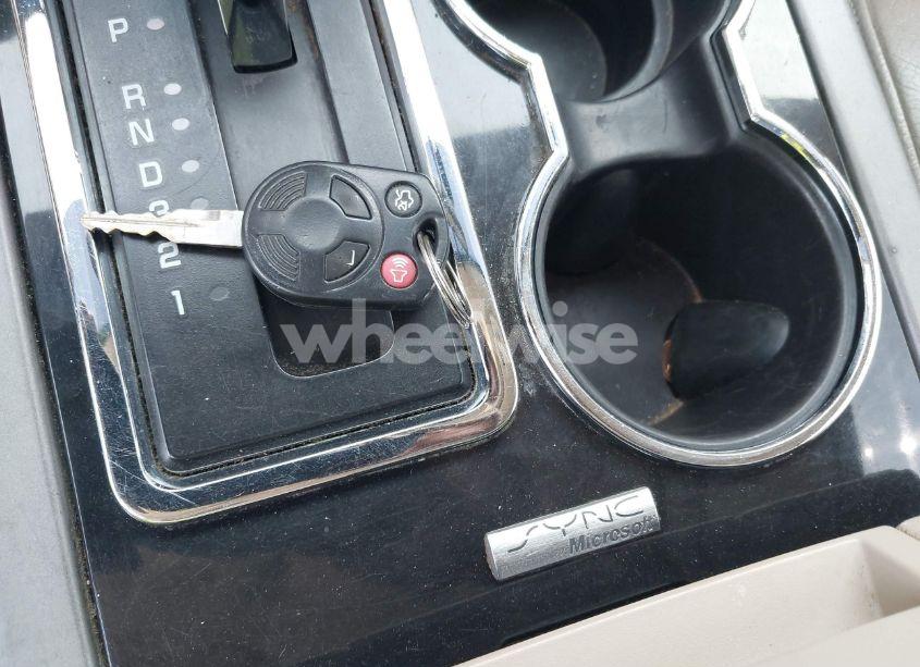 Photo 11 of 2011 Ford Expedition LIMITED (VIN 1FMJU2A5XBEF19315)