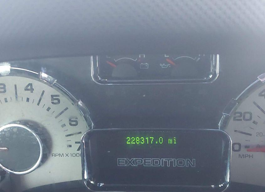 Photo 14 of 2014 Ford Expedition LIMITED (VIN 1FMJU2A5XEEF29086)