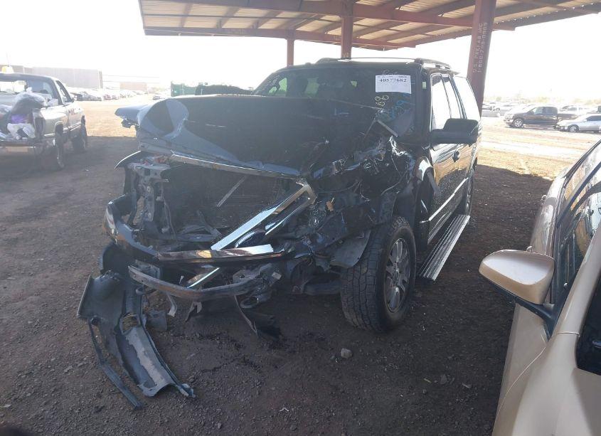 Photo 2 of 2014 Ford Expedition LIMITED (VIN 1FMJU2A5XEEF29086)