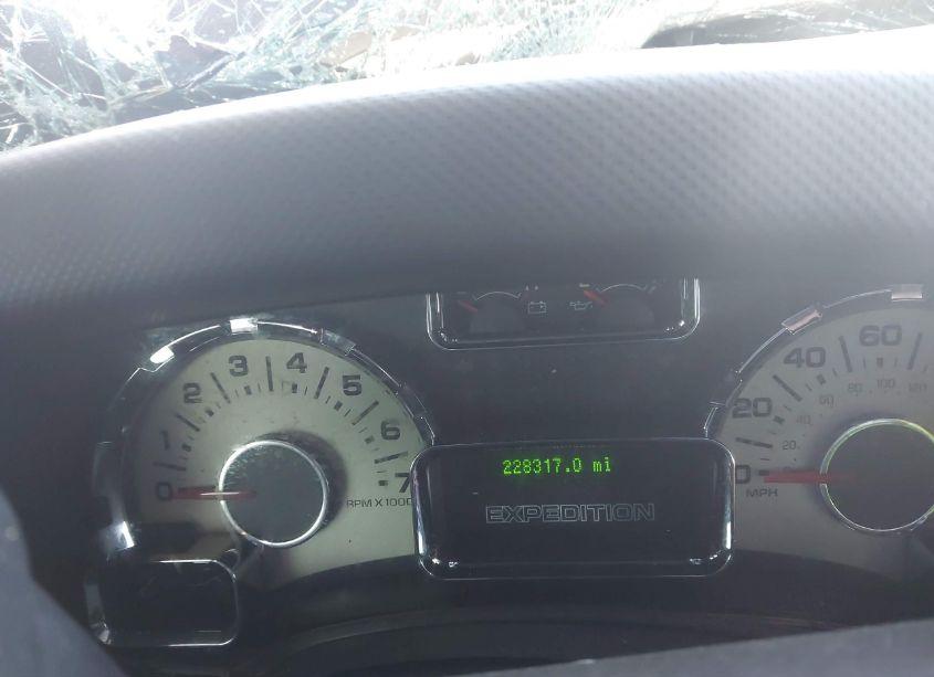 Photo 7 of 2014 Ford Expedition LIMITED (VIN 1FMJU2A5XEEF29086)