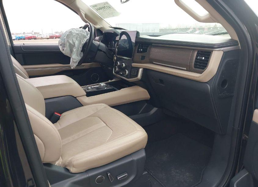 Photo 5 of 2023 Ford Expedition LIMITED (VIN 1FMJU2A81PEA15348)