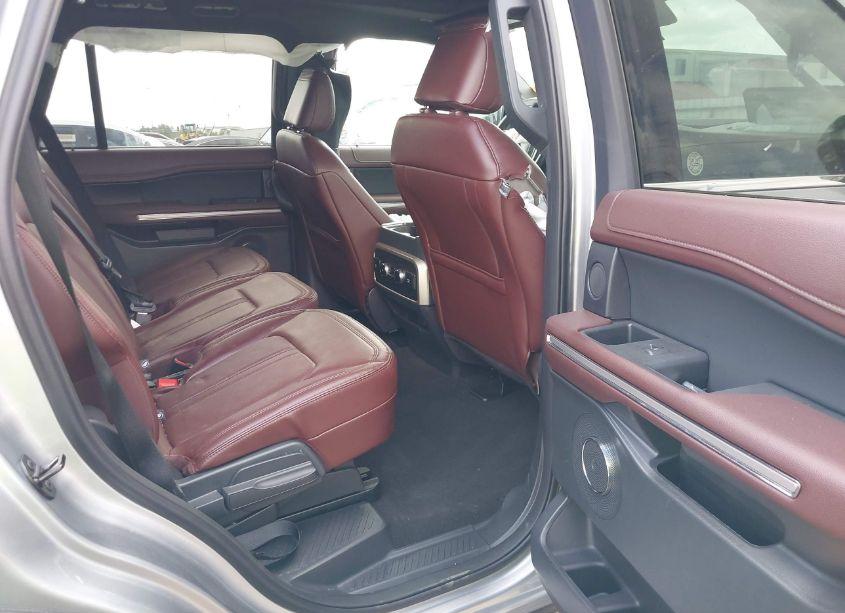 Photo 8 of 2024 Ford Expedition LIMITED (VIN 1FMJU2A81REA35957)
