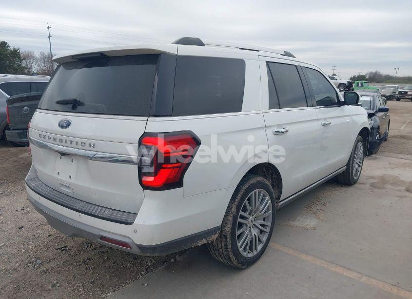 Photo 4 of 2024 Ford Expedition LIMITED (VIN 1FMJU2A81REA83815)