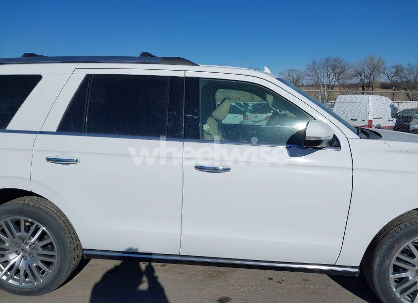 Photo 14 of 2024 Ford Expedition LIMITED (VIN 1FMJU2A82REA29097)
