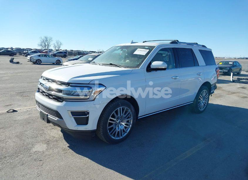 Photo 2 of 2024 Ford Expedition LIMITED (VIN 1FMJU2A82REA29097)