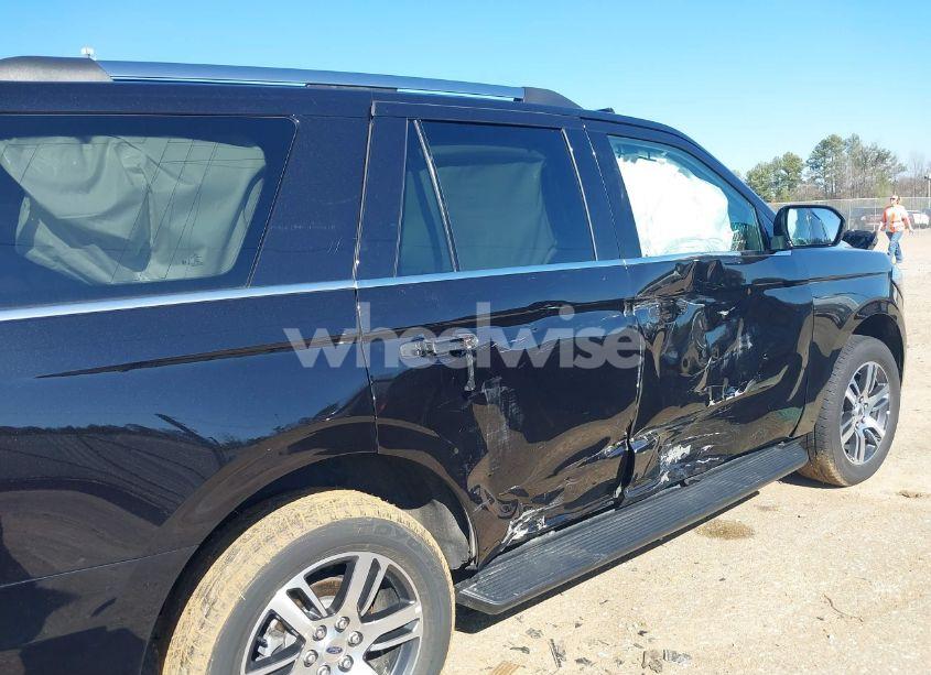 Photo 17 of 2024 Ford Expedition LIMITED (VIN 1FMJU2A83REA23017)