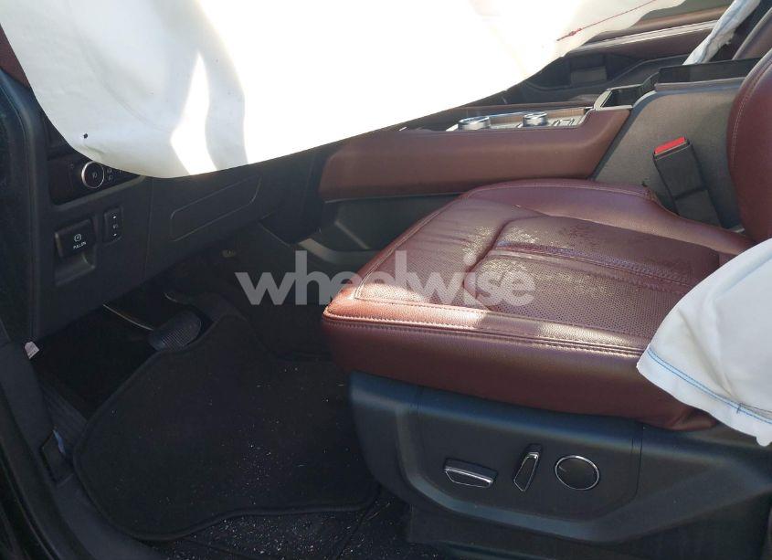 Photo 5 of 2024 Ford Expedition LIMITED (VIN 1FMJU2A83REA23017)