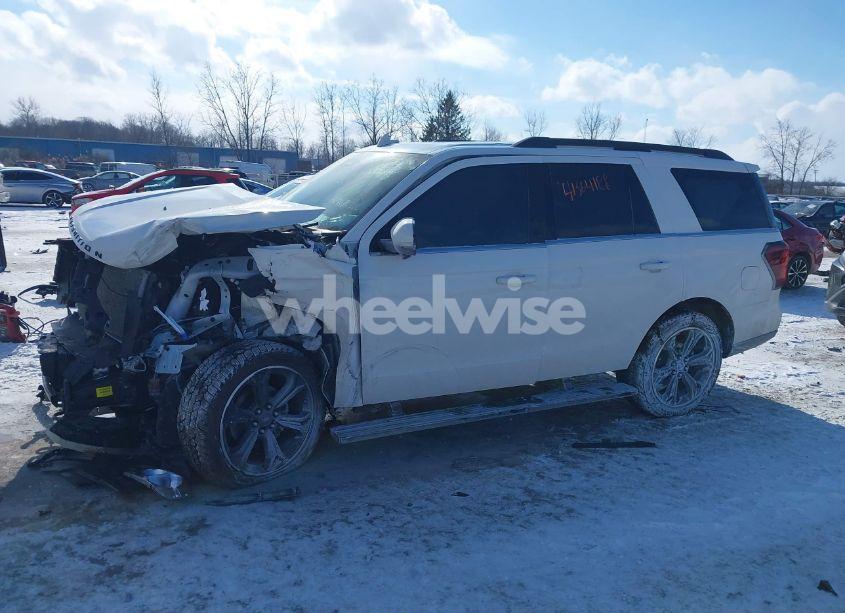 Photo 15 of 2023 Ford Expedition LIMITED (VIN 1FMJU2A84PEA25002)