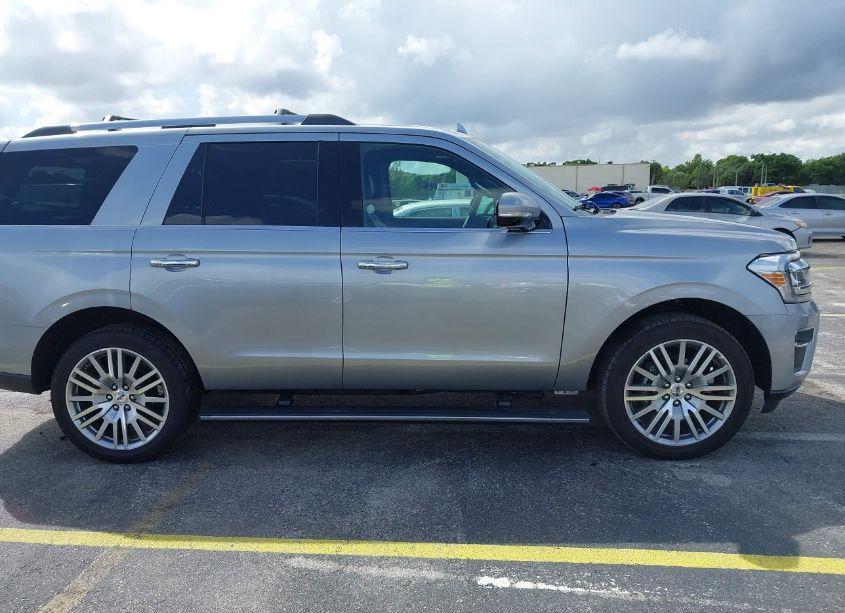 Photo 13 of 2024 Ford Expedition LIMITED (VIN 1FMJU2A84REA49237)