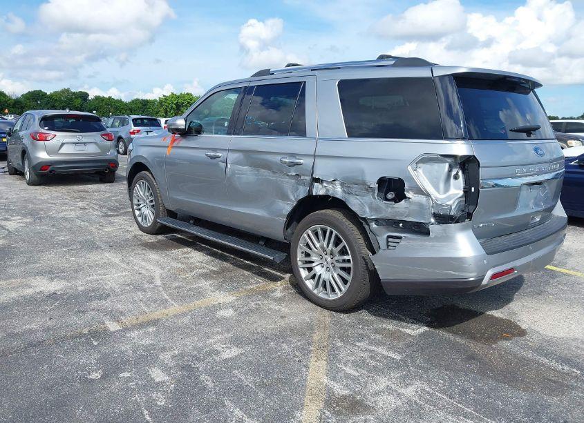 Photo 3 of 2024 Ford Expedition LIMITED (VIN 1FMJU2A84REA49237)