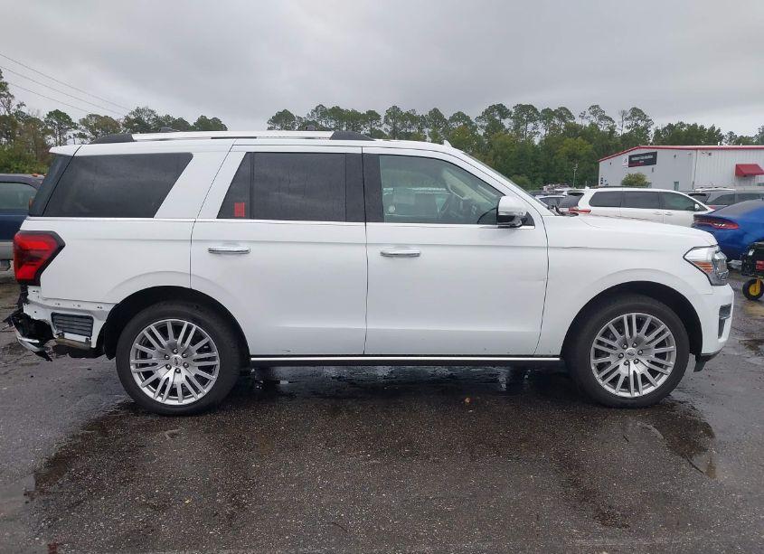 Photo 13 of 2024 Ford Expedition LIMITED (VIN 1FMJU2A88REA42176)