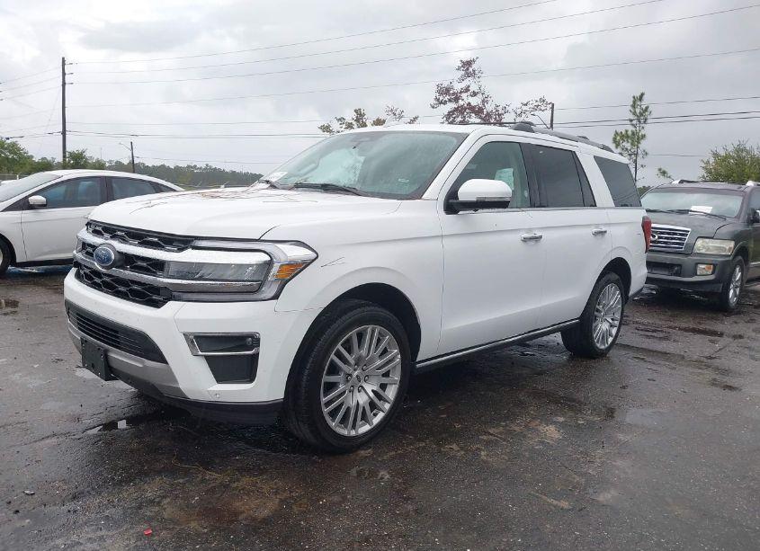 Photo 2 of 2024 Ford Expedition LIMITED (VIN 1FMJU2A88REA42176)