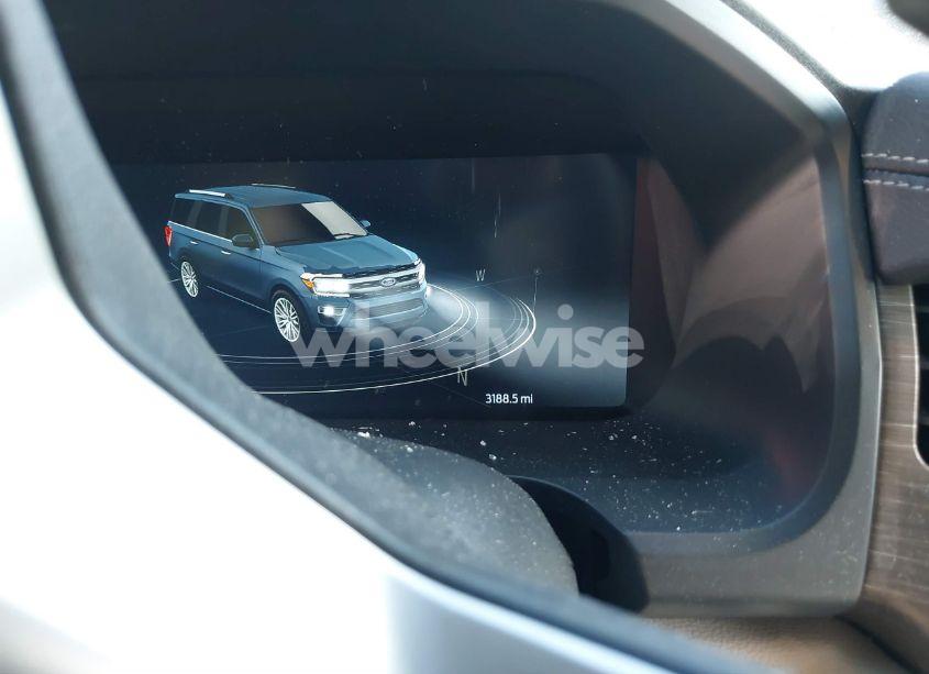 Photo 7 of 2024 Ford Expedition LIMITED (VIN 1FMJU2A88REA46258)