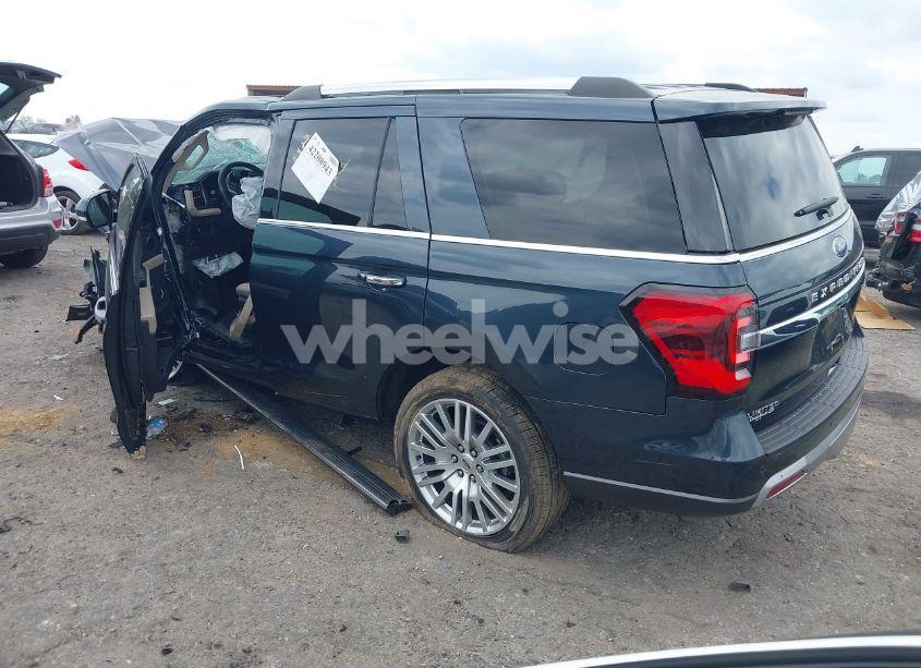 Photo 3 of 2024 Ford Expedition LIMITED (VIN 1FMJU2A88REA63948)