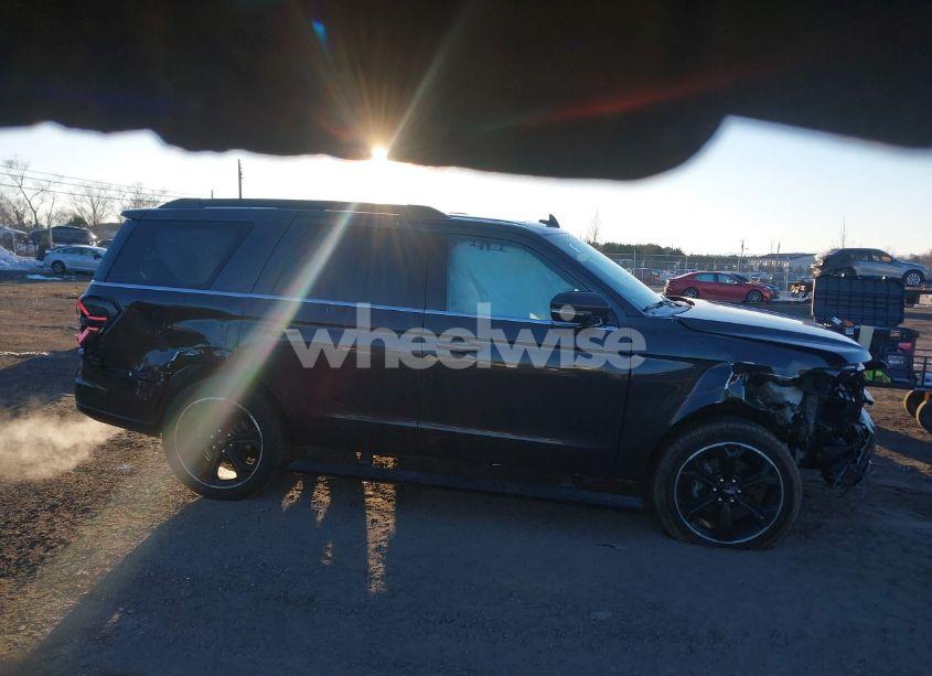 Photo 13 of 2023 Ford Expedition LIMITED (VIN 1FMJU2A89PEA48856)