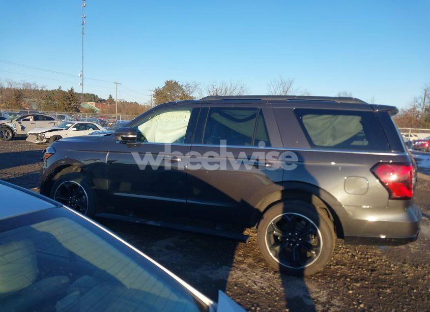 Photo 14 of 2023 Ford Expedition LIMITED (VIN 1FMJU2A89PEA48856)