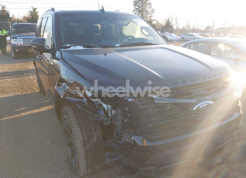 Photo 6 of 2023 Ford Expedition LIMITED (VIN 1FMJU2A89PEA48856)